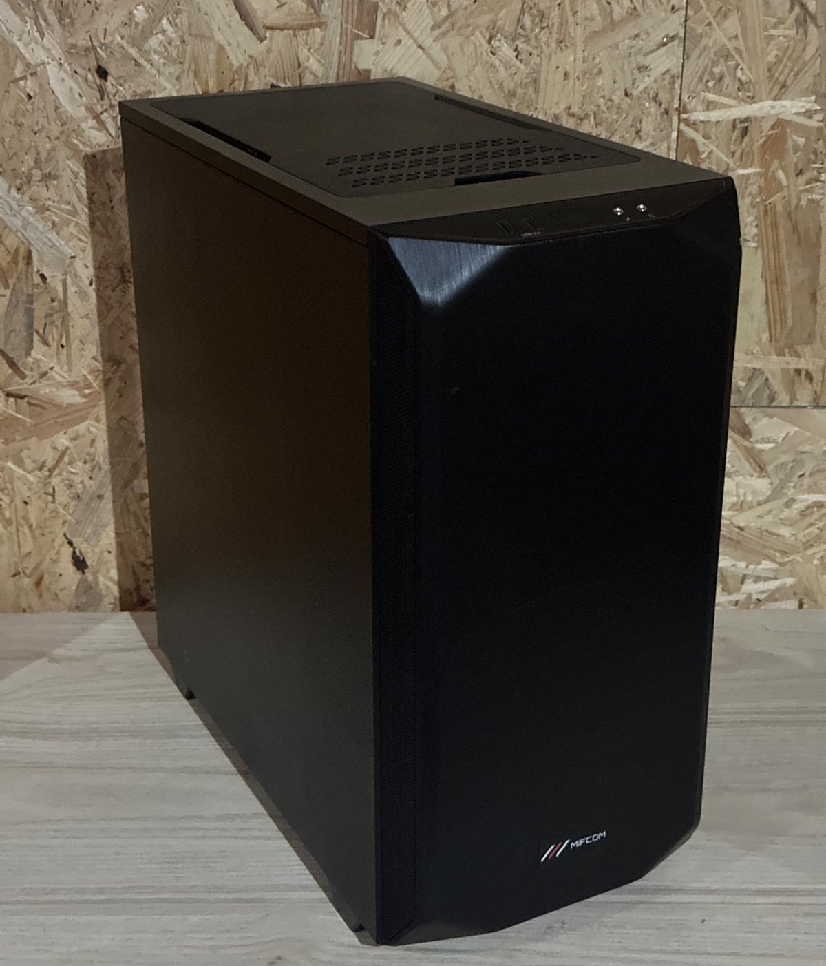 Gaming PC Ryzen 7 3700X - RTX 3070 - 16 GB DDR4 - 500GB M.2 SSD