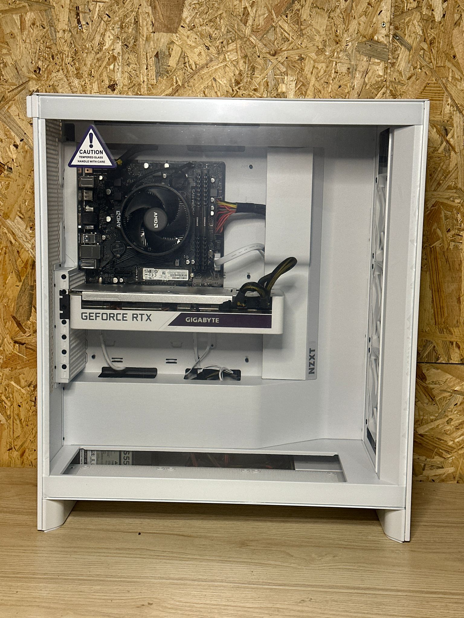 Gaming PC Ryzen 5 5500 - RTX 3070 - 16 GB DDR4 - 500GB M.2 SSD