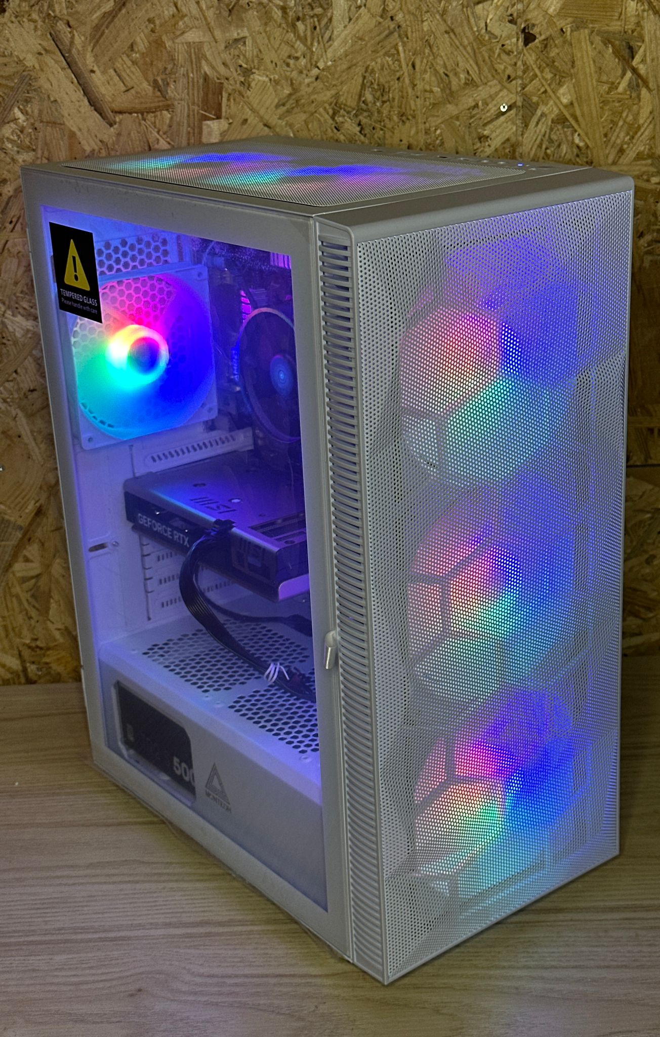 Gaming PC Ryzen 5 5600 - RTX 5060 - 32 GB DDR4 - 1TB NVME M.2 SSD