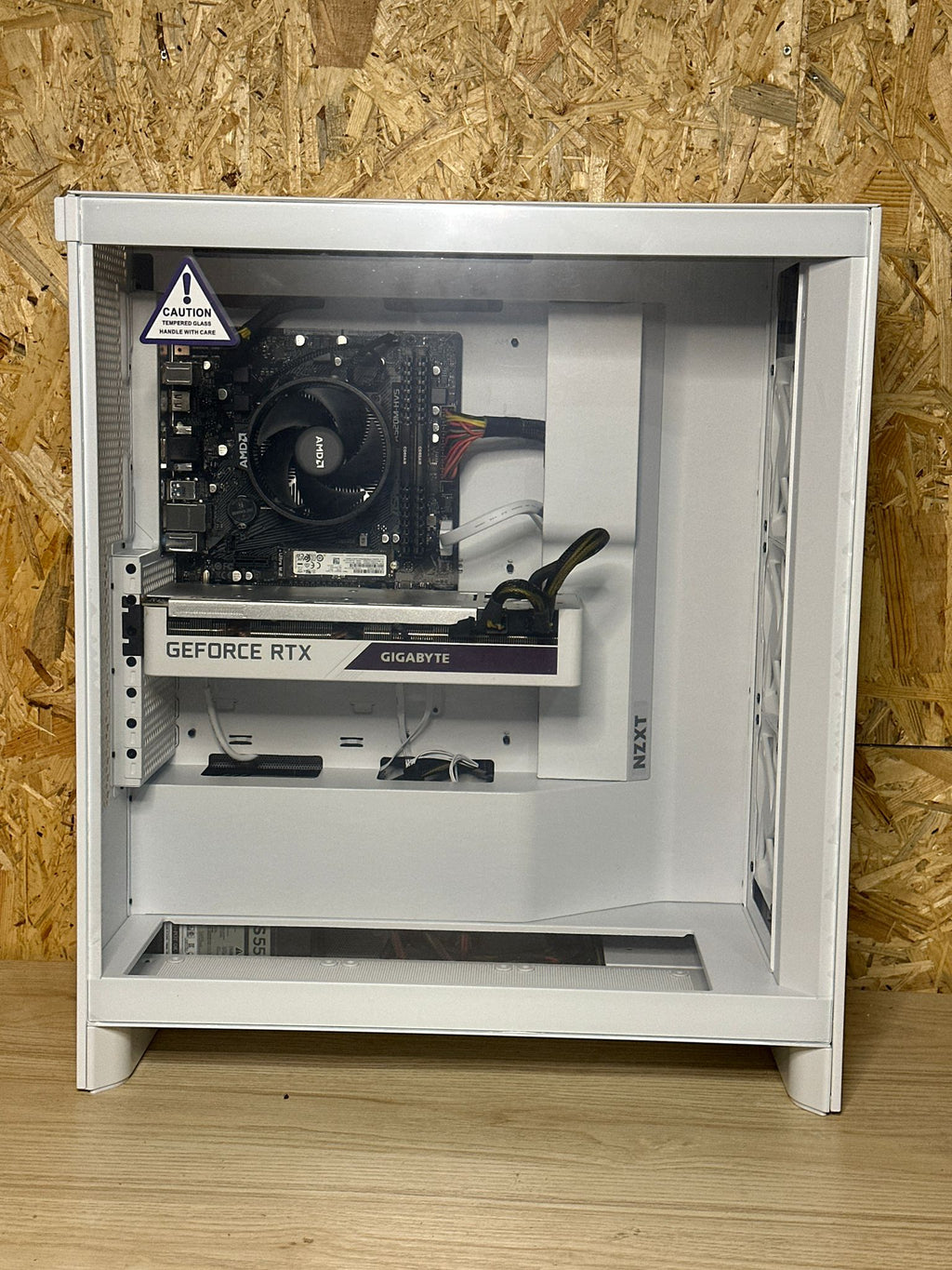 Gaming PC Ryzen 5 5500 - RTX 3070 - 16 GB DDR4 - 500GB M.2 SSD
